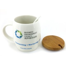 Cask shape ceramic mug with wooden lid and spoon -BEC